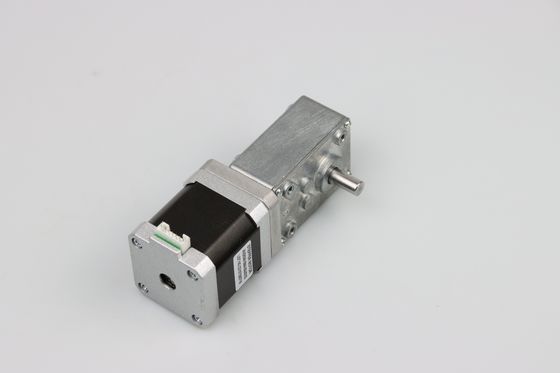 4 Leads Nema 17 Geared Stepper Motor 5.5kgCm 1.5A กระแสสำหรับอุตสาหกรรม